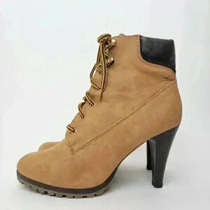 Nubuck Leather Lace-Up Stiletto Heel Chukka Booties - 9.5